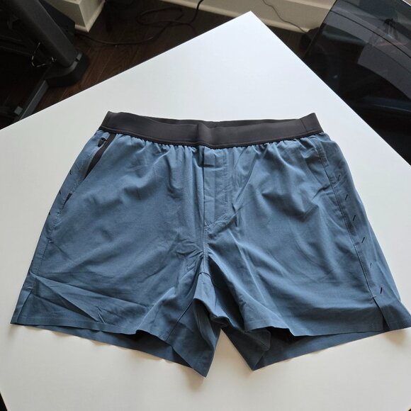 Ten Thousand Interval Short 5" Liner - Large - Admiral Blue